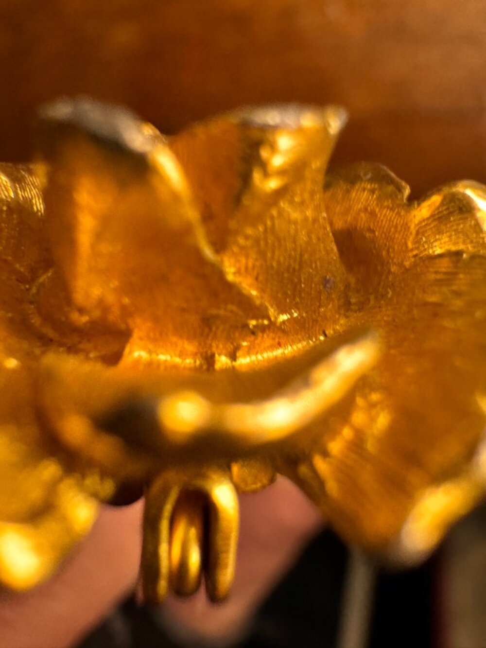 Giovanni Signed GIO Gold Tone Rose Brooch Rhinestone Stem